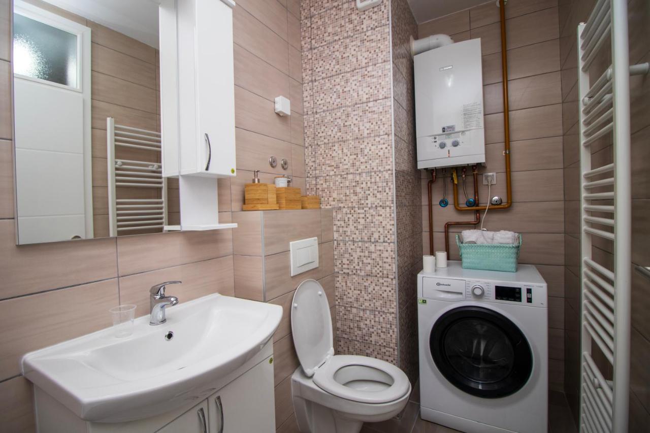 M&A Apartment-Easy Airport Lukavica Екстериор снимка
