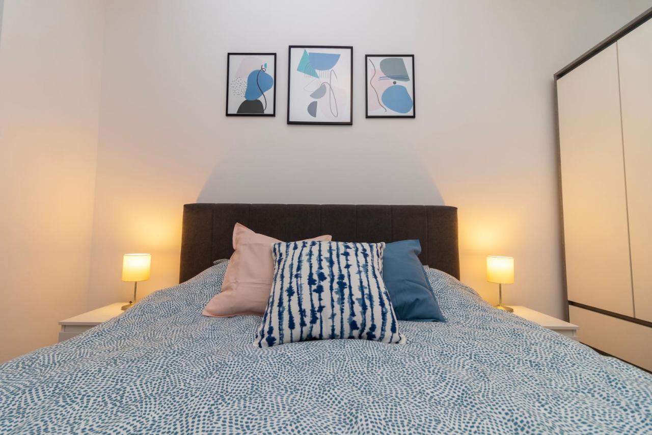 M&A Apartment-Easy Airport Lukavica Екстериор снимка