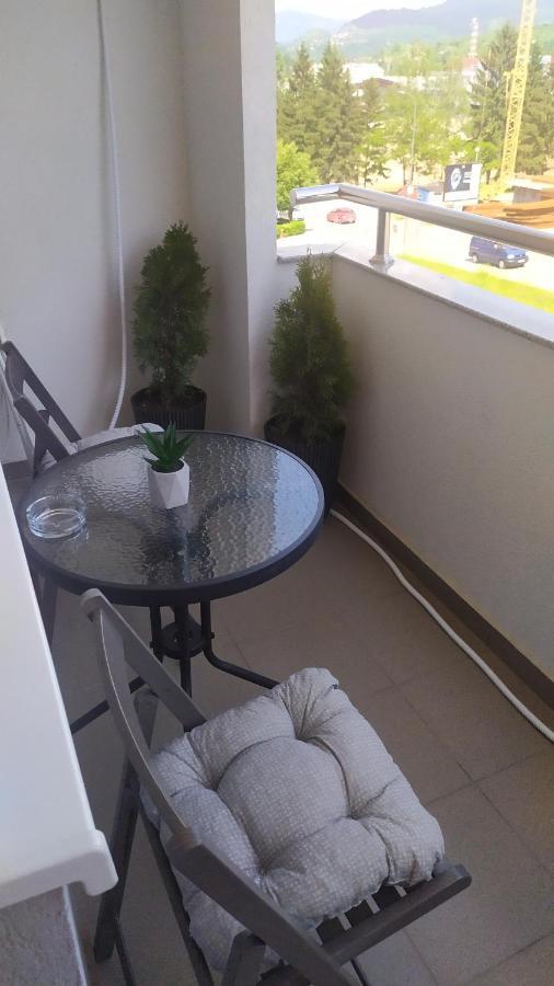 M&A Apartment-Easy Airport Lukavica Екстериор снимка